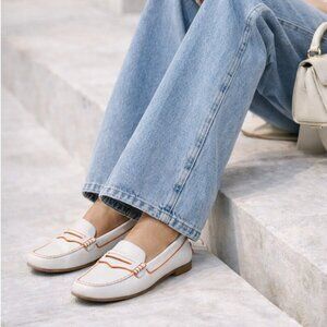 Tod's White Leather Penny Loafers Orange Stitching Made in Italy EU 39 US 8.5